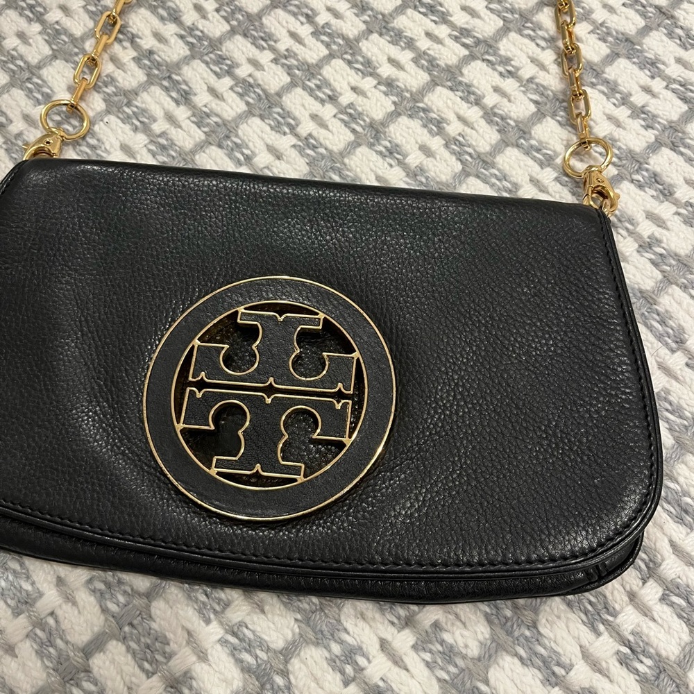 Tory Burch cross body with chain. Like new